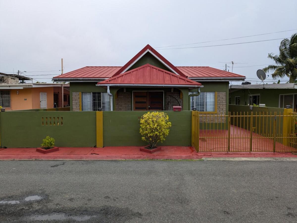 4 Bedroom House, Bon Accord Teak House Bon Accord Village Exteriér fotografie